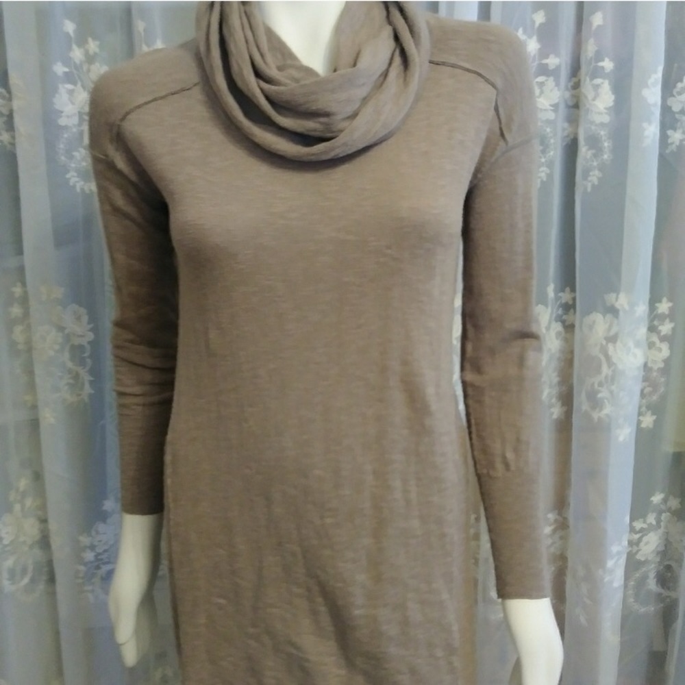 NWT Cowl Neck High Low Sweater